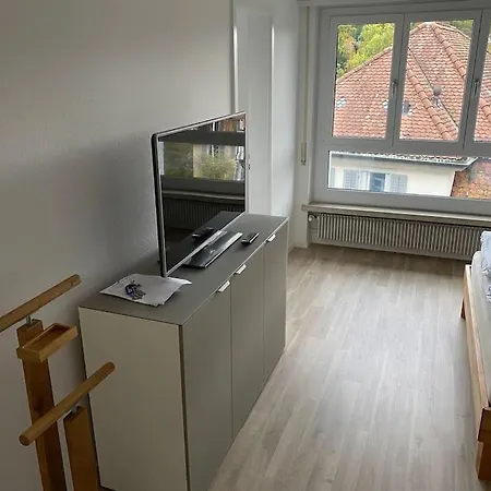 Comfy Near Center - Marble 6